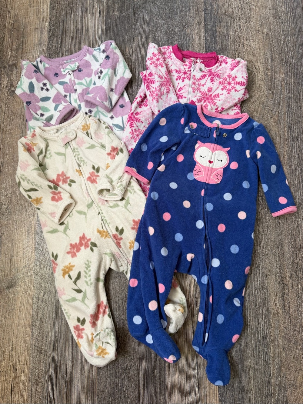 Cozy warm sleepers size 3-6 months!